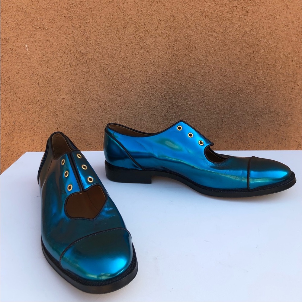 Marc Jacobs Oxford heart cutout shoe